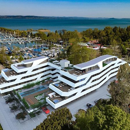 Marina Apartman Hotel Balatonszárszó المظهر الخارجي الصورة